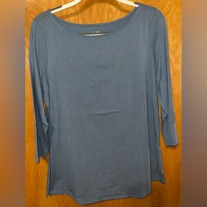 Belle by Kim Gravel ‘steel blue’ TripleLuxe knit 3/4 sleeve v-neck top Medium